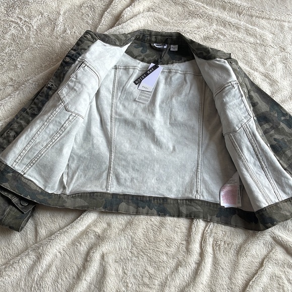 NOISY MAY Camo Denim Jacket Size Small - Picture 4 of 16